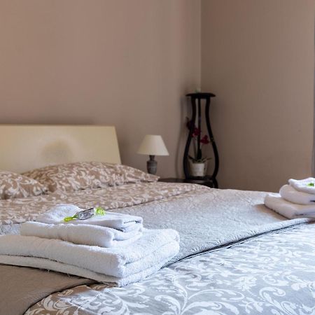 Central Suite Palermo Buitenkant foto